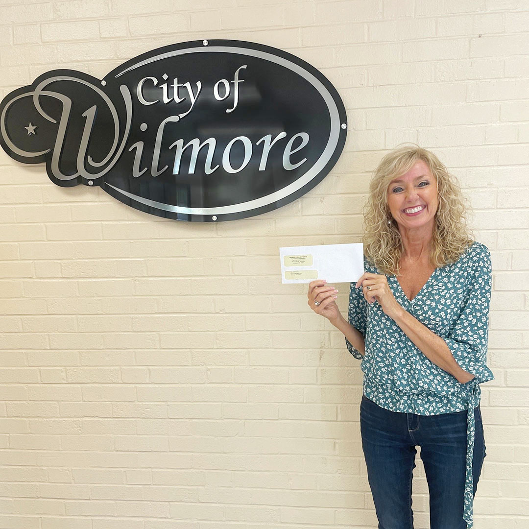 Kentucky League of Cities presents safety grant to city of Wilmore